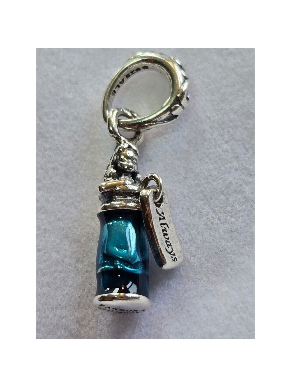 Pandora charm disney